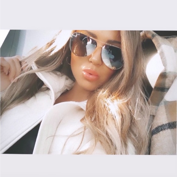 WhiteHouseBlackMarket, Peplum Puffer in Eucru. NWT, off white winter wardrobe - Picture 10 of 10